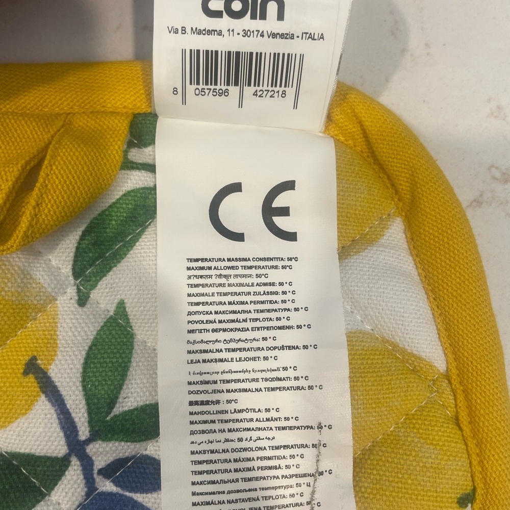Lemon Print Kitchen Linen Set - Picture 7 of 7